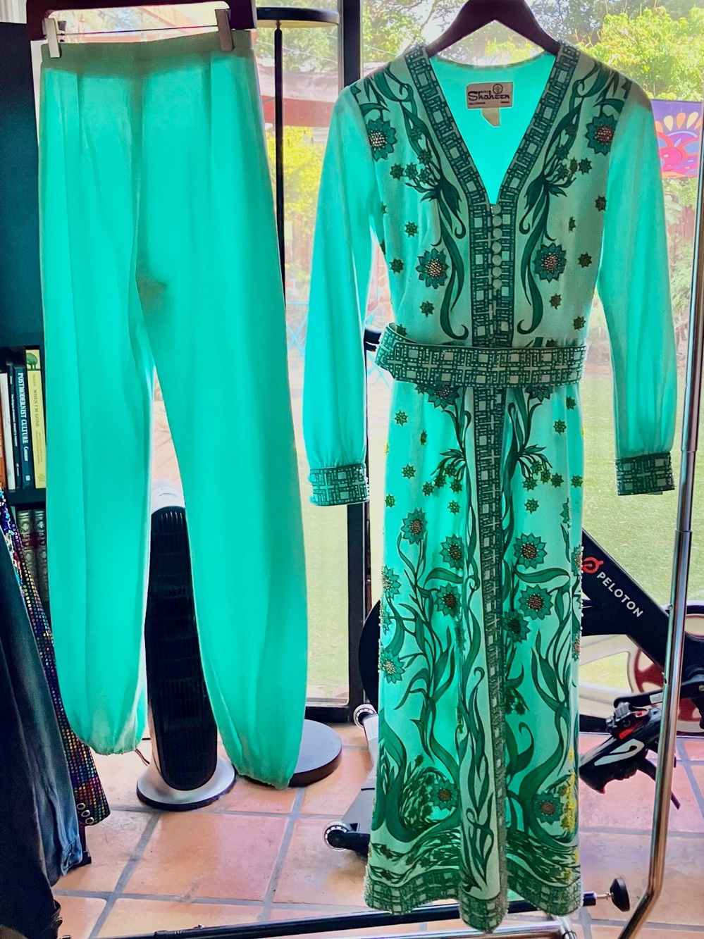 Amazing Vintage Shaheen Beaded Embroidered Green Belted Maxi Jacket Pants Set